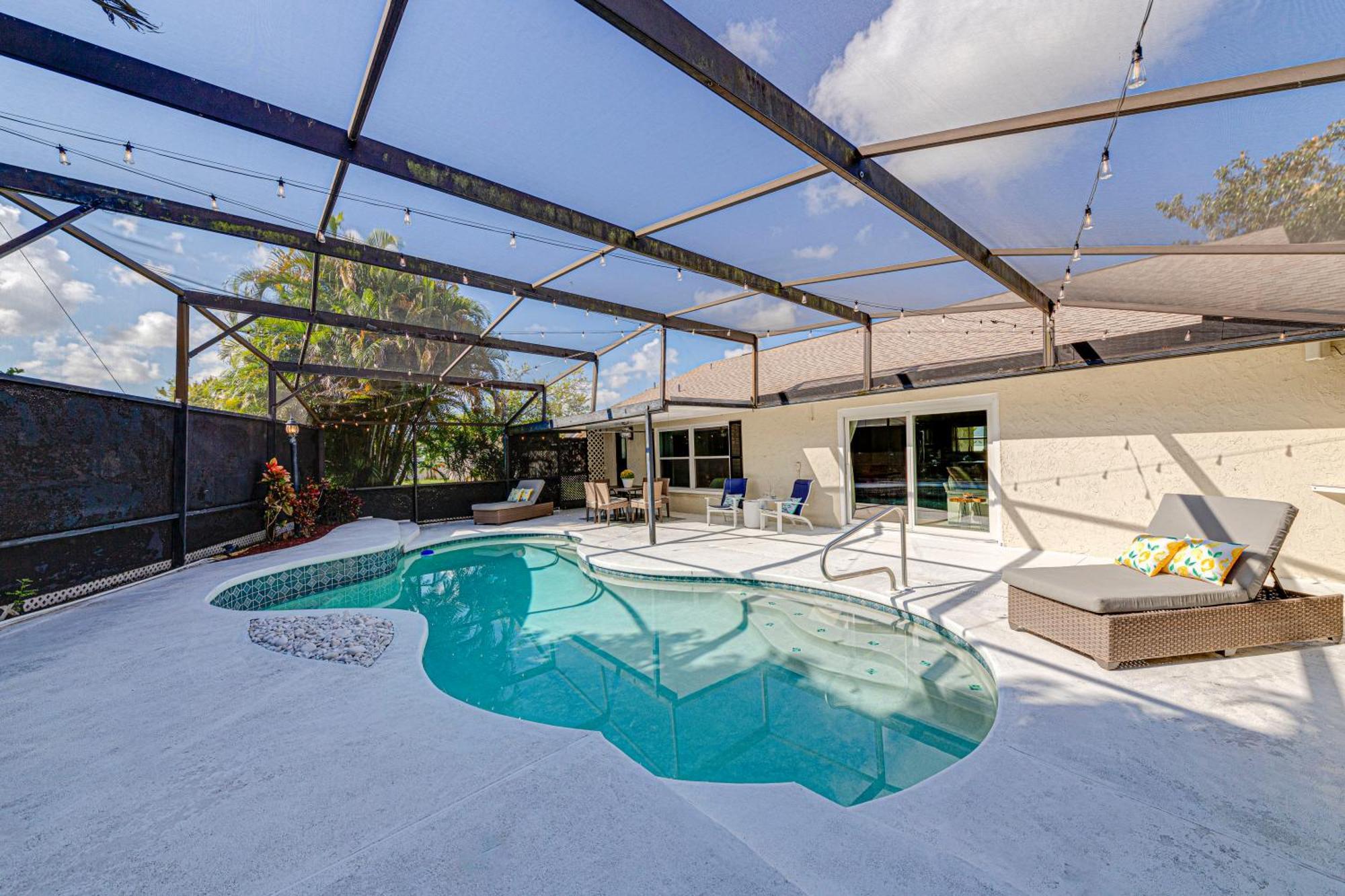 Сasa de vacaciones Beautiful Home, Centrally Located To Parks With Pool Orlando